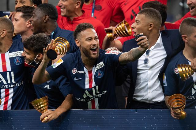 华子37分森林狼险胜快船止3连败 公牛逆转马刺